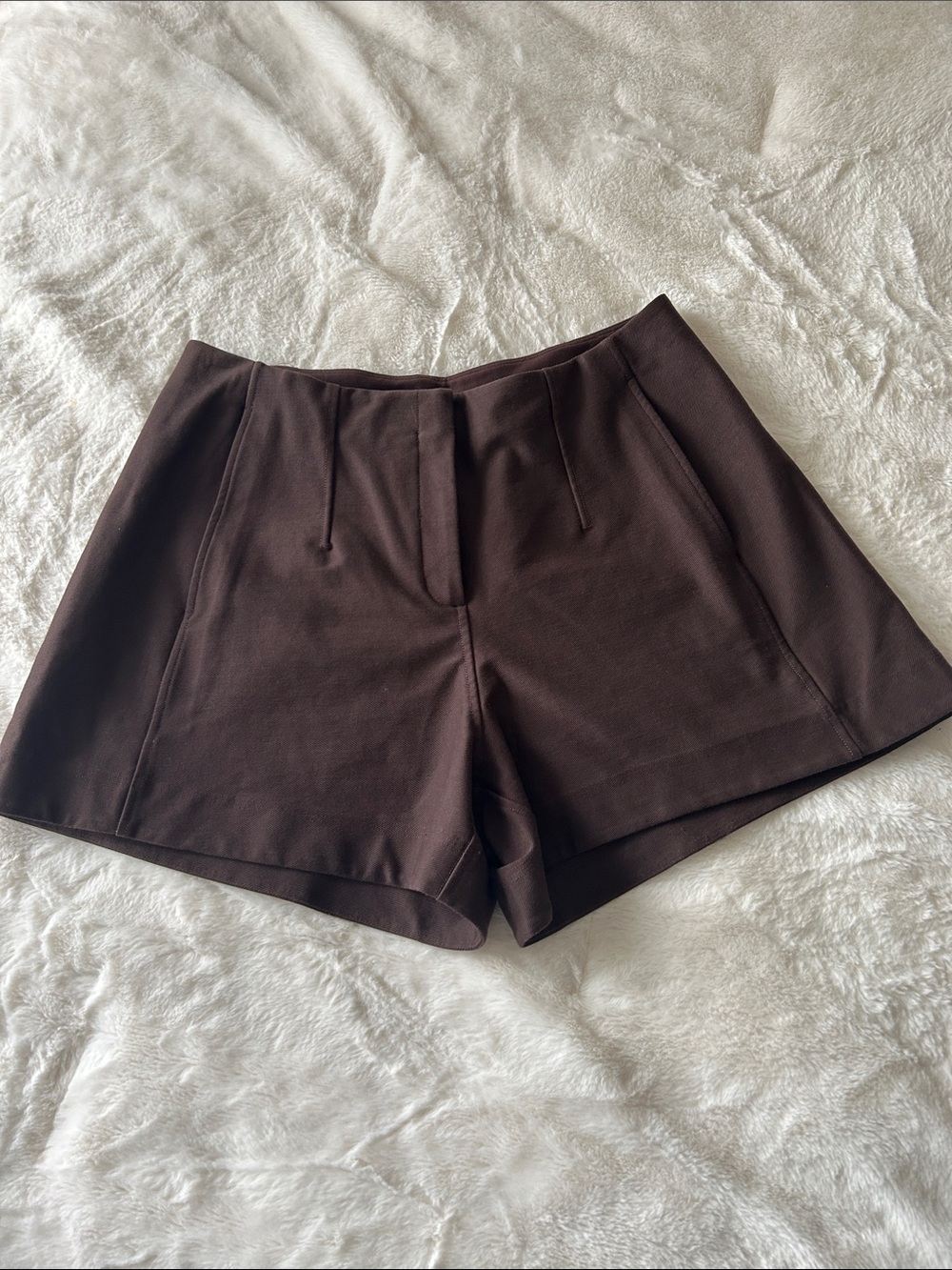 lululemon athletica High-Rise Dark Brown Women's Shorts